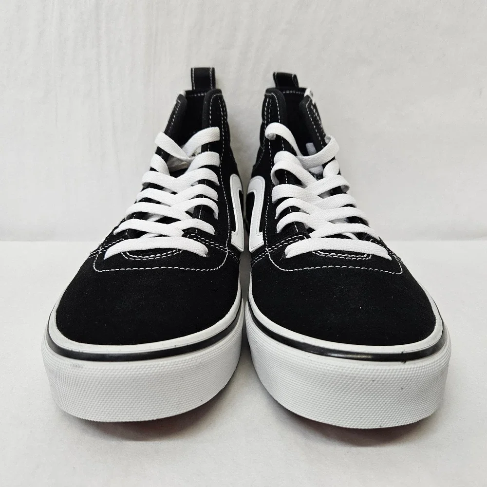 Vans Ashwood Hi Decon High Tops D96BA2 Suede Canvas Black White Women Size 9.5